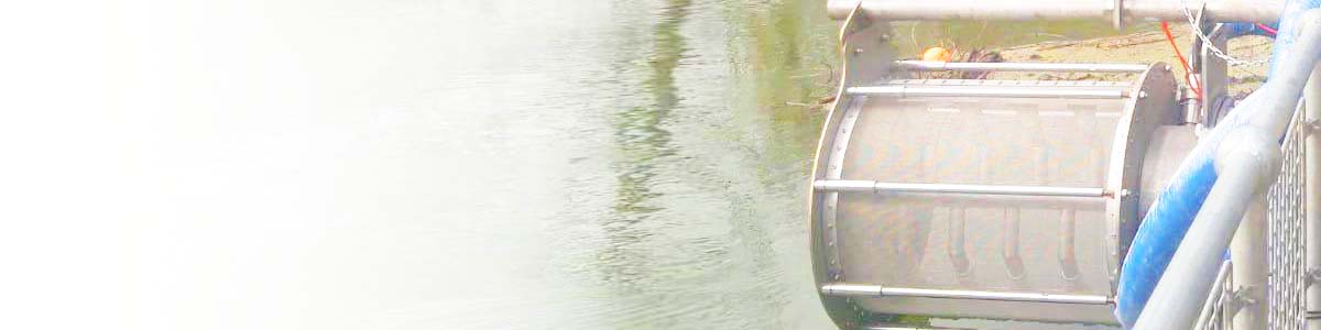 Rotorflush eel screen on a raw water intake