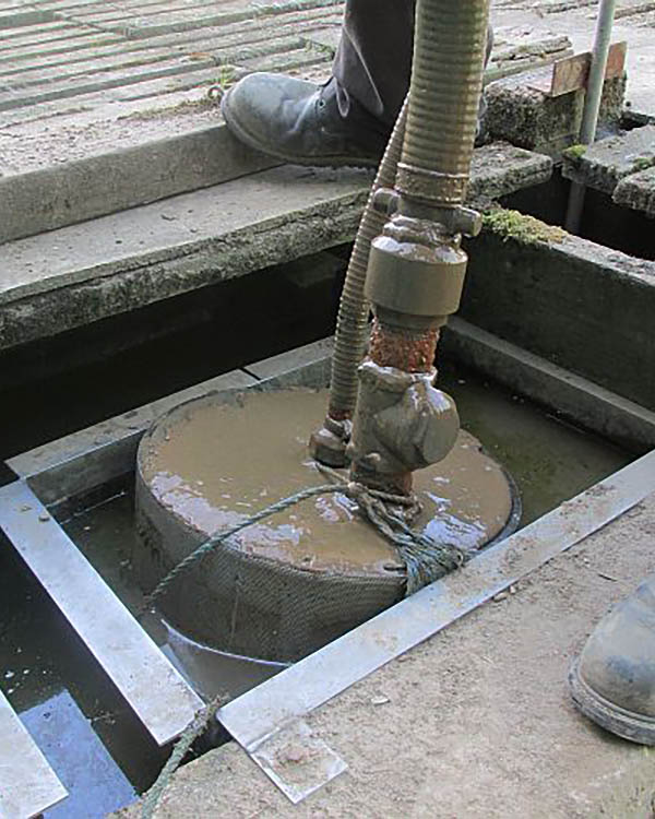 RF400 self-cleaning filter earning its keep