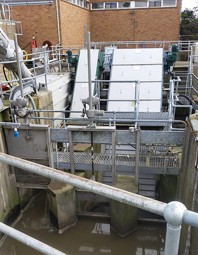 Wash water needed for screens